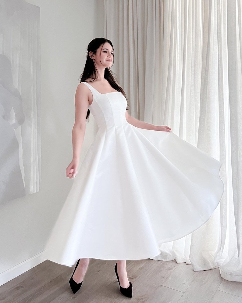 Pearl Midi Dress Sewing Pattern: Paneled Silhouette (US Sizes 2-20) (PDF Download) - Image 7